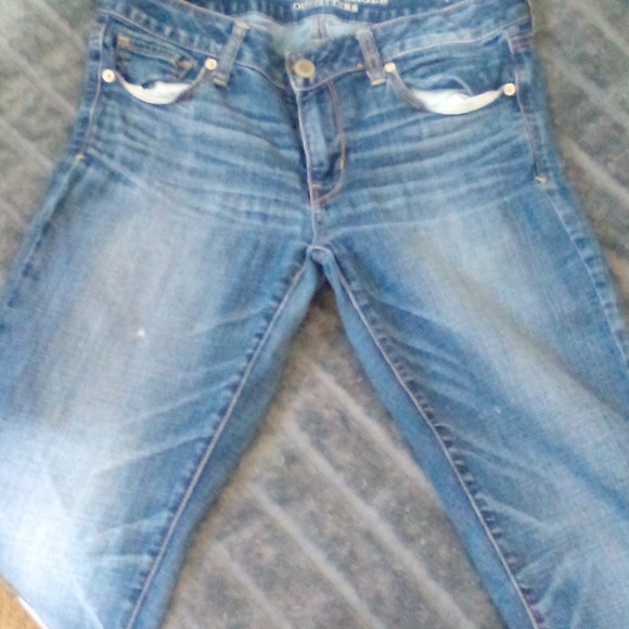 Women's American Eagle Jeans - Picture 2 of 7